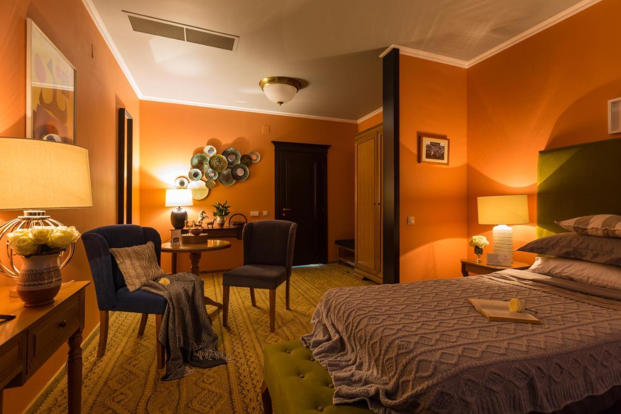 Country Spa Retreat Snagov Ngoại thất bức ảnh A room at the hotel